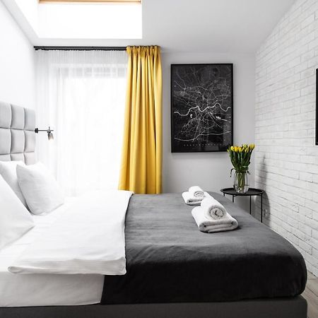 Househost Apartament: Ul. Miodowa 42/42A Krakow Luaran gambar